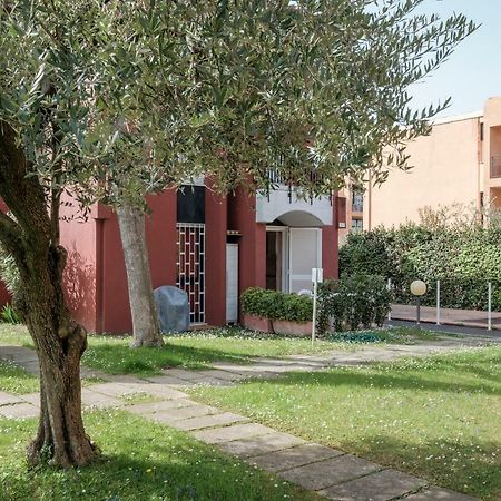 Residence Holiday Sirmione B8 מראה חיצוני תמונה
