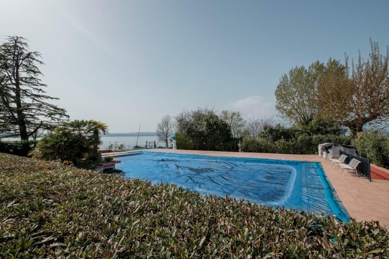 Residence Holiday Sirmione B8 מראה חיצוני תמונה