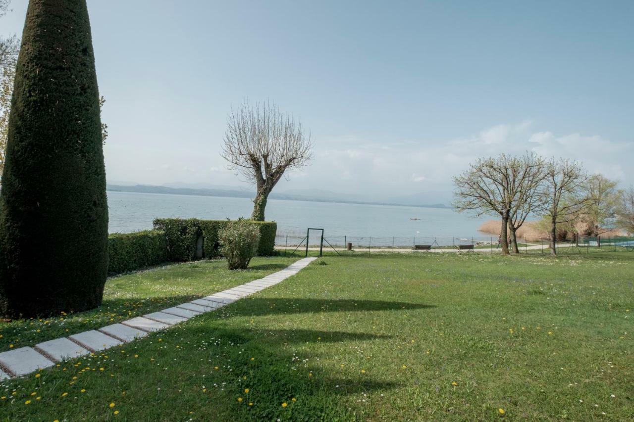 Residence Holiday Sirmione B8 מראה חיצוני תמונה
